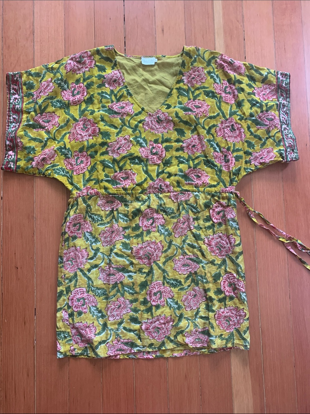Lido Floral V-Neck Tunic Bathing Suit Cover in Mustard Yellow and Pink Sz M